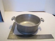 VTG ALUMINUM GUARDIAN WARE SERVICE BAKING DISH 8"  W/O LID USED