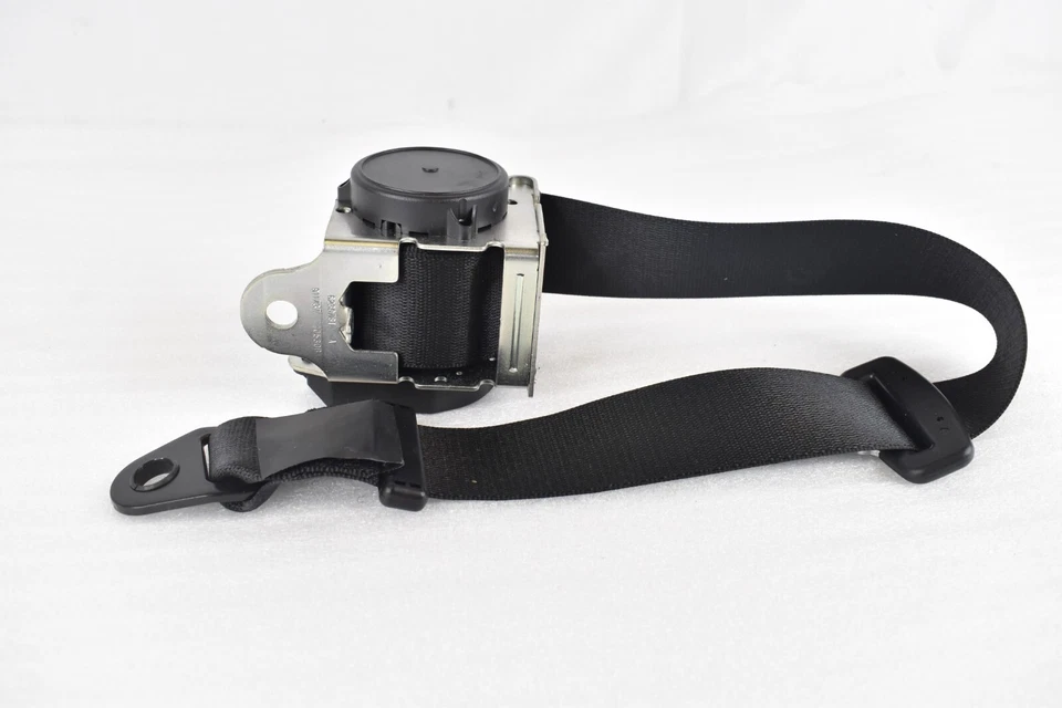 Cinturón de seguridad trasero derecho/izquierdo Maserati Ghibli 14-17 negro OEM Foto 4 de 4