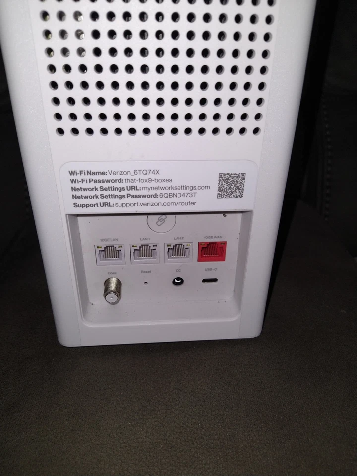 Verizon Router CR1000B WIFI 6E For Home & Business No Power Cord For Parts!!!! - Image 2 of 3