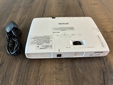 Epson PowerLite EB-1771W 3LCD WXGA HDMI Portable Projector - Very Low Lamp Hours