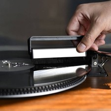 Carbon Fiber Vinyl Brush Anti-Static Audio Equipment Accessory for DJs