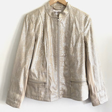 Chicos Womens S M Metallic Snakeskin Jacket Silver Beige Zip Animal Print