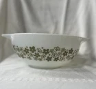 RARE-PYREX SPRING BLOSSOM CRAZY DAISY 443   2 1/2 QUART BOWL BEAUTIFUL USED COND