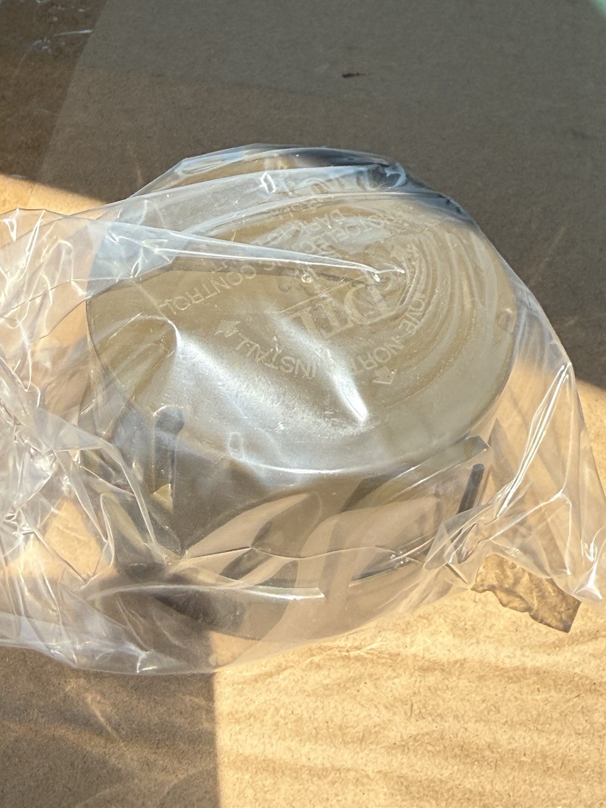 DTL DP124-1.5-1704 TWIST LOCK ROADWAY STREETLIGHT PHOTO-CONTROL