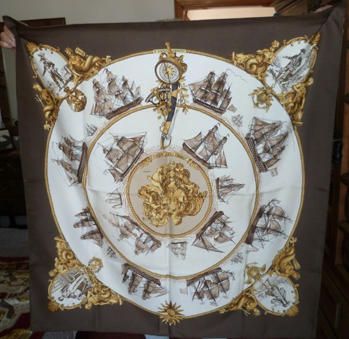 Foulard raro HERMES anni 70 vintage in seta, Silhouttes navales, Ledoux, -60% - Foto 3 di 13