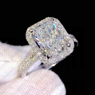 4,77 TCW Radiant Cut Moissanite Halo Verlobungsring 14K massiv Weißgold vergoldet