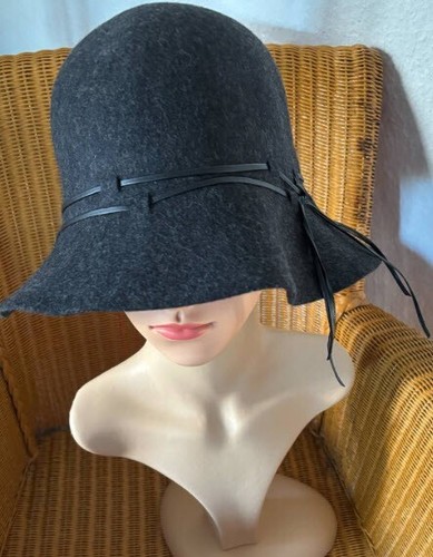 NEU NIE GETRAGEN FLAPPER HUT WOLLFILZ GLOCKE one size SEEBERGER anthrazit grau - Bild 2 von 6