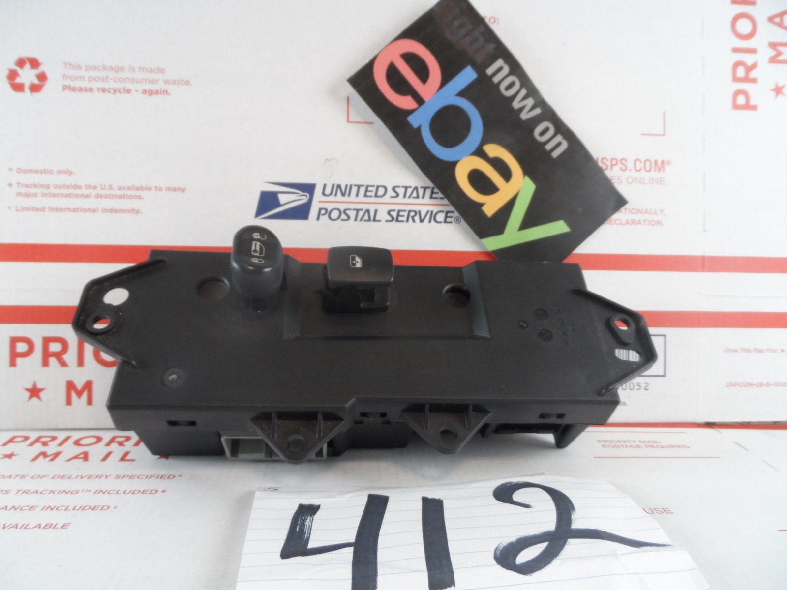 04 05 06 07 08 Chrysler Pacifica Power  Window Switch USED  #412