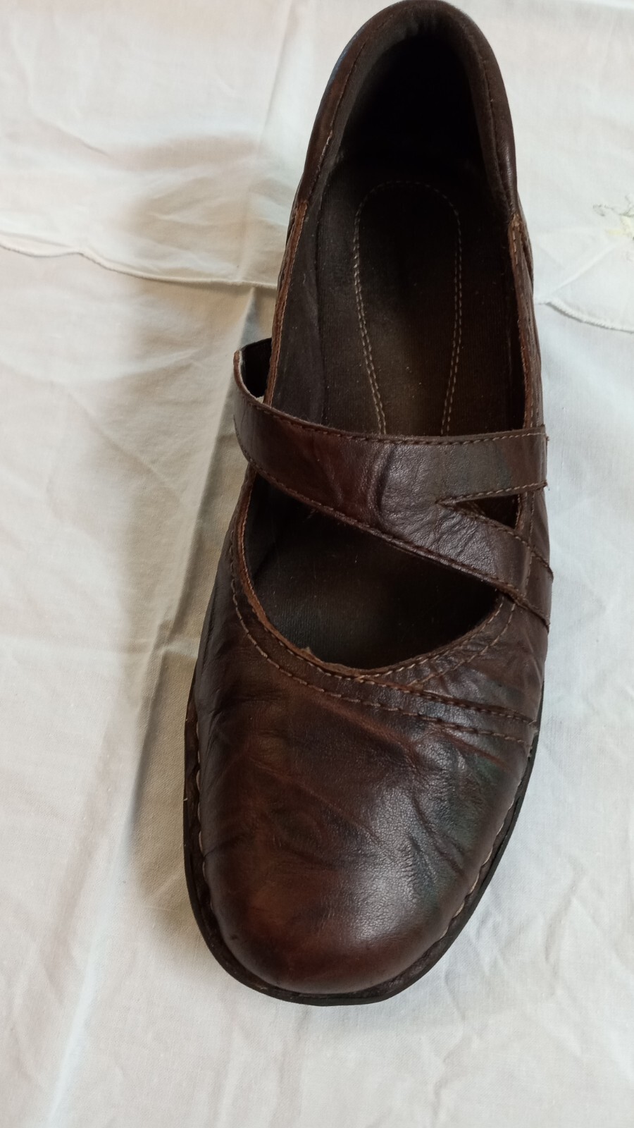 CLARKS leather 9.5 brown cloud pattern step-in sl… - image 12