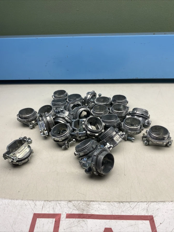 Conector de conducto Bridgeport 672-DC2 1” sin caja (lote de 25)  Foto 2 de 4