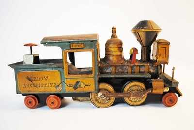 VINTAGE JAPAN TIN FRICTION TOY, INDIAN ARROW STEAM LOCOMOTIVE 8 1/2''