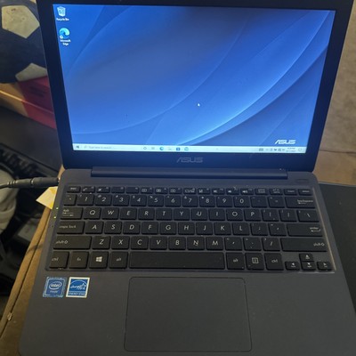 Asus E203M Notebook PC Laptop - Intel Celeron N4000 1.10GHz - 4GB