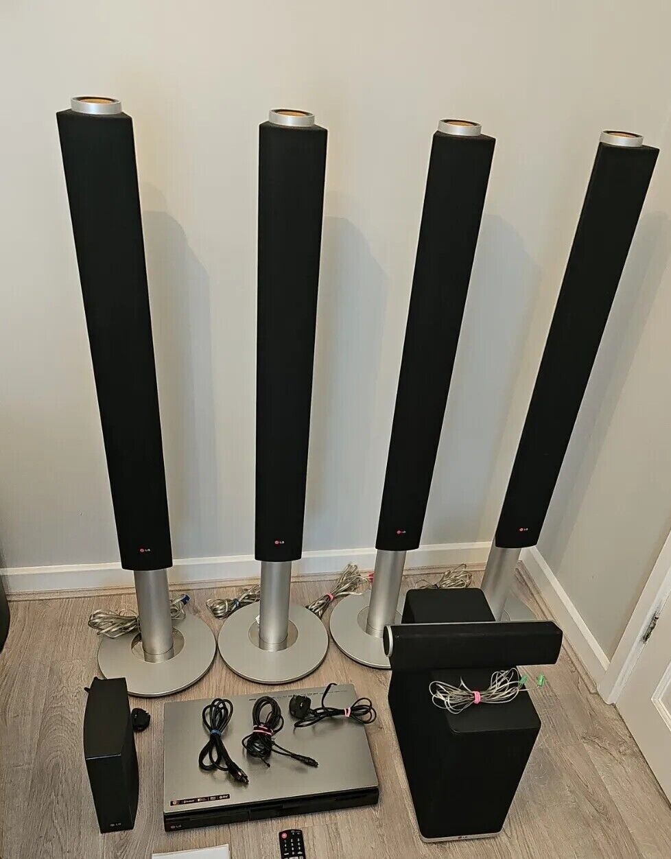 LG BH9540TW 1460W 9.1Ch 3D Bluray/DVD Home Cinema System With Wireless Rears eBay