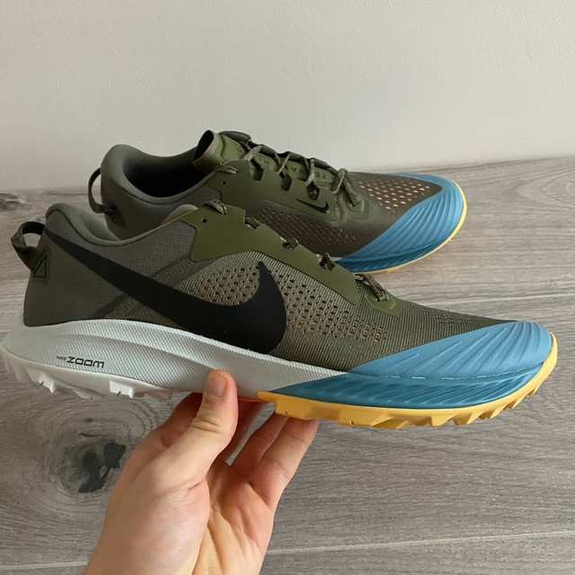 nike nightgazer green