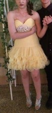 dress good condition Sherri hill size 11 yellow nothing wrong with it