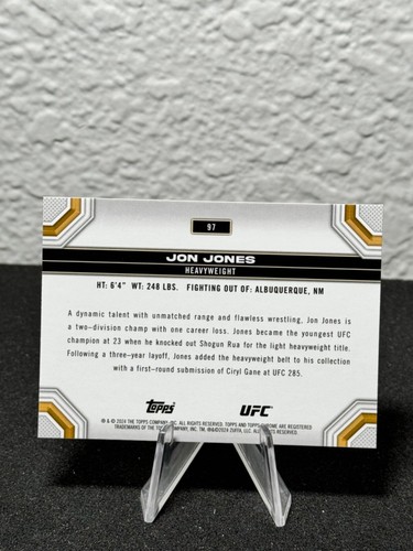 Réfracteur à prisme base UFC chromé 2024 Topps 1 - 200 - COMPLÉTEZ VOTRE SET - PYC - Photo 123/237