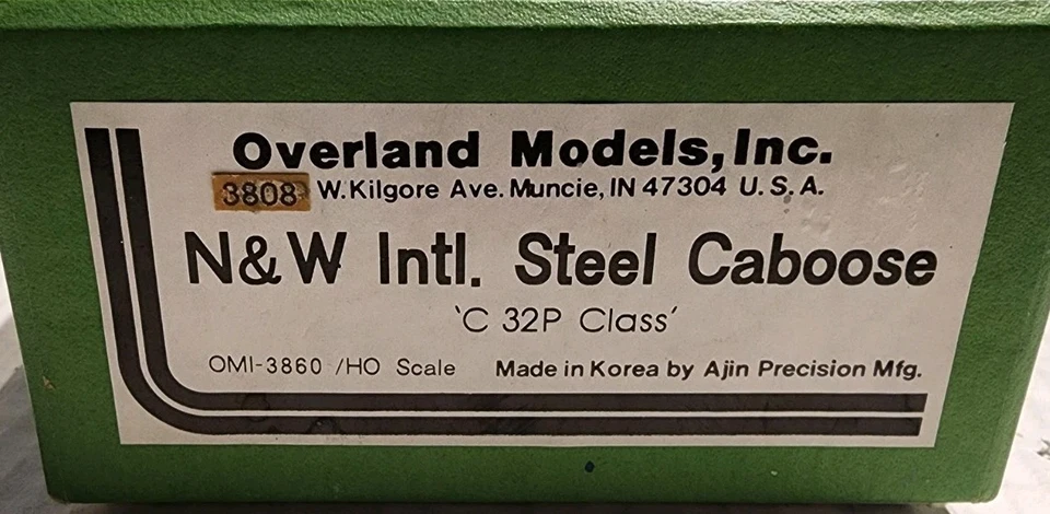 Overland Models HO Scale N&W Intl. Steel Caboose C 32P Class - Image 4 of 4
