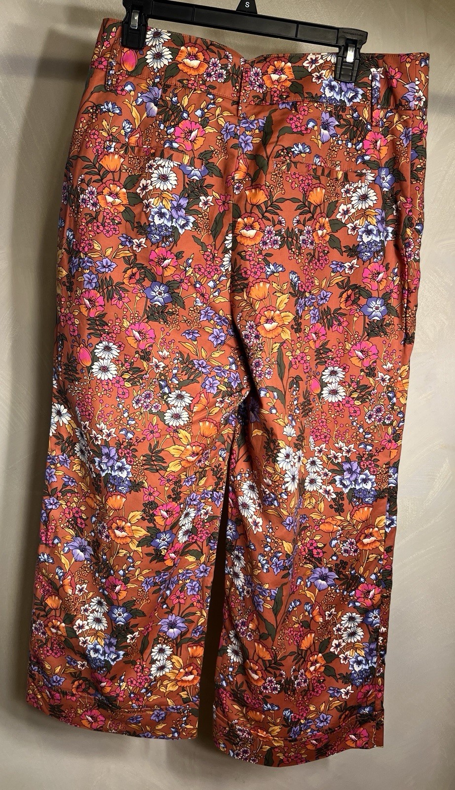 Picture 6 of 24