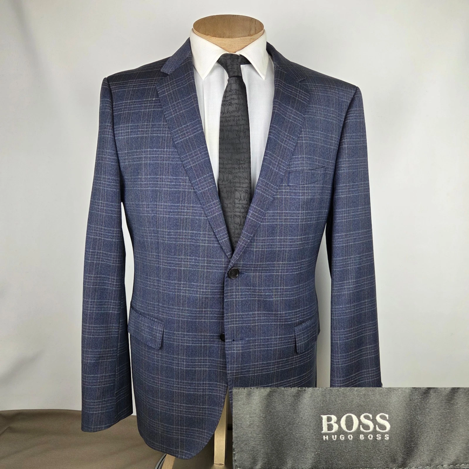 Hugo Boss The James 4 Sport Coat Mens 44R Blue Plaid Wool Blazer Jacket