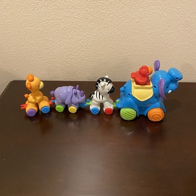 Fisher-Price Amazing Animals Press & Go Animal Parade Zebra Giraffe Elephant