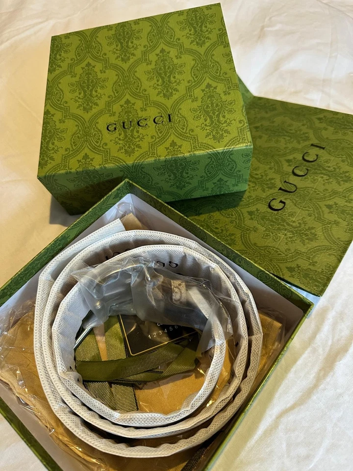 Cinturón reversible Gucci Signature 125 cm - Imagen 3 de 4