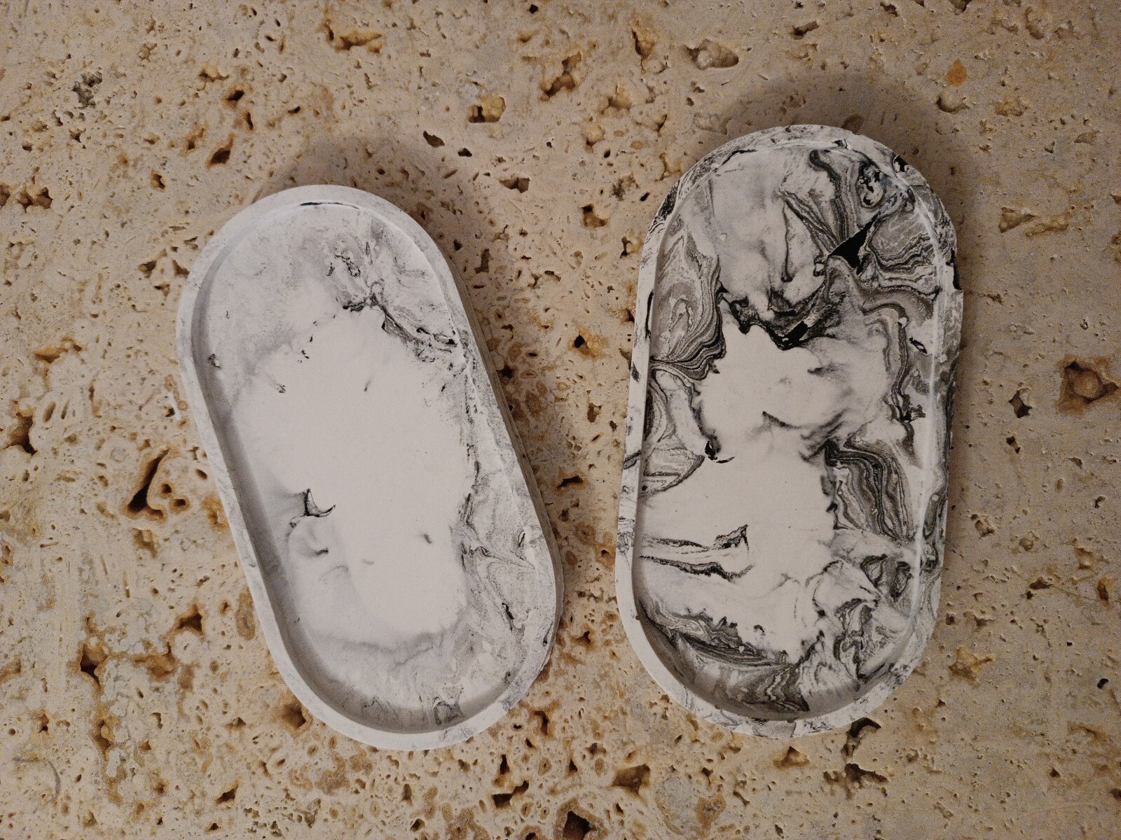 Plateau en plâtre fait main pour sublimer vos bougies