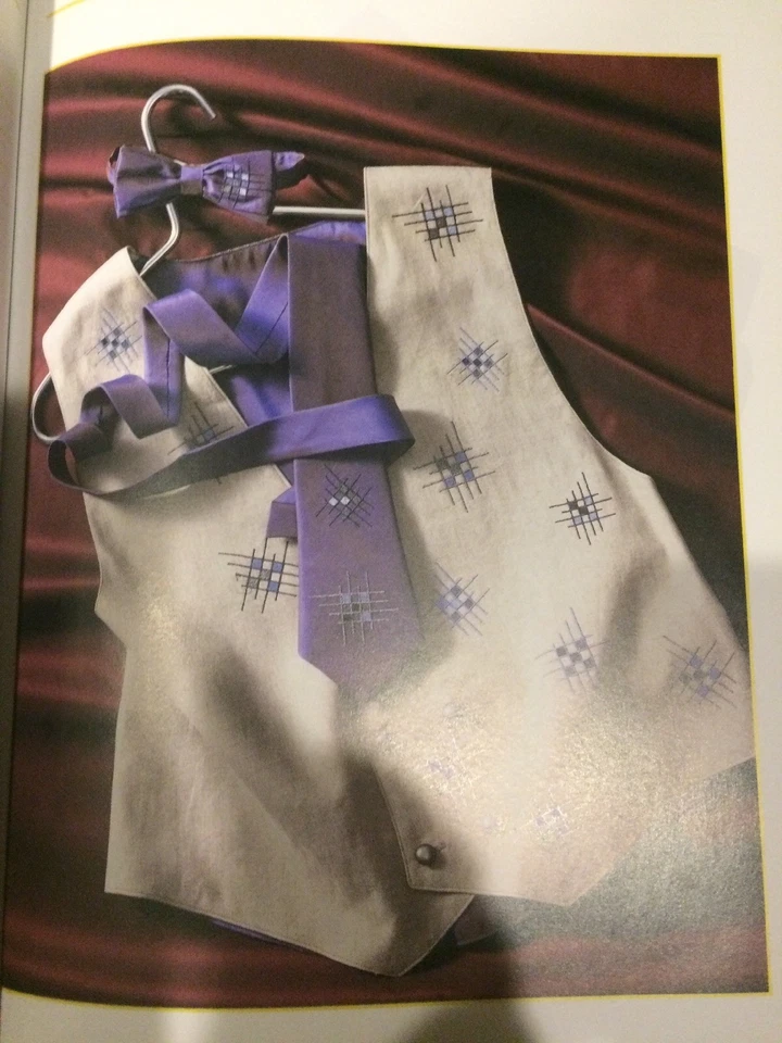 马德拉个人触摸机刺绣书带图案床单 2000 Fackler — 第 3/4 张图片