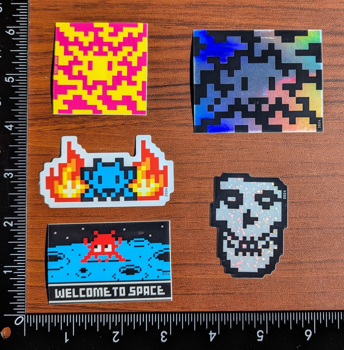SPACE INVADER - INVADER SPACE STATION STICKER LOT OF 5 STICKERS 