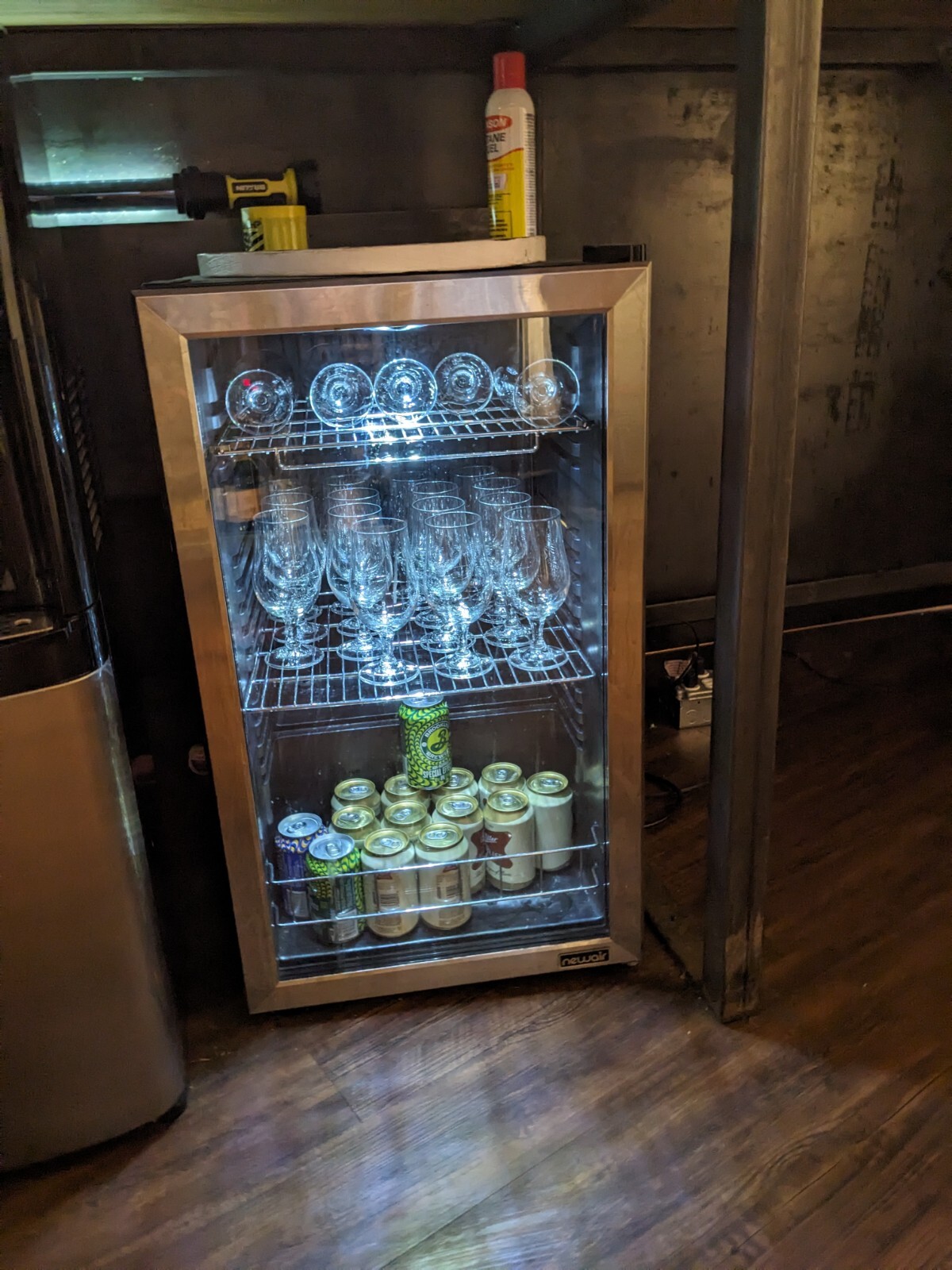 NewAir AB1200 Beverage Center Cooler Refrigerator 126 Can 854001004228