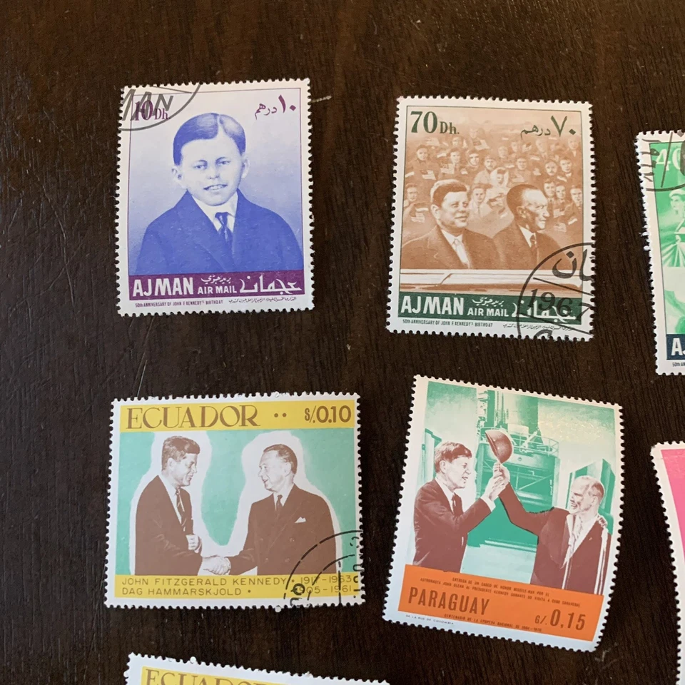 LOTE DE 16 SELLOS DIFERENTES DE JOHN F. KENNEDY DE AJMAN, ECUADOR, CONGO, PARAGUAY Foto 2 de 4