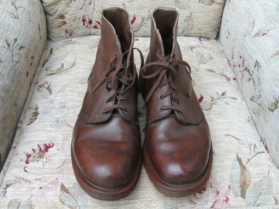 DR MARTENS SOLOVAIR ASTRONAUTS BOOTS 