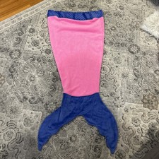 Blankie Tails Mermaid Blanket  56" Long  Dark Pink  Deep Blue 