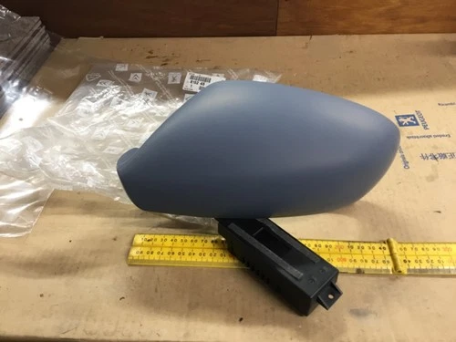GENUINE PEUGEOT 607 left n/s  MIRROR cover 815245 9632899710