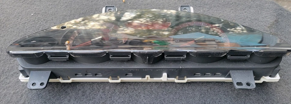 GMC ACADIA 2015 cuadro de instrumentos velocímetro medidores excelente estado Foto 4 de 4