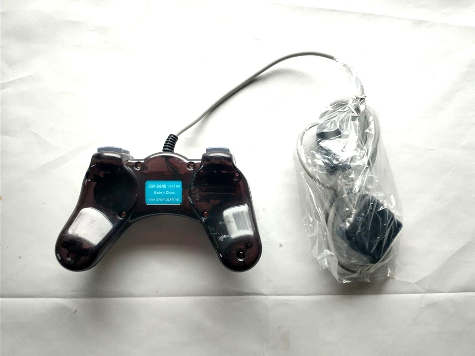 PlayStation 1 Controller Tested by Dream Gear - Image 3 of 4