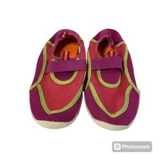 GIRLS WATER SHOES size 2/3 Pink Purple White