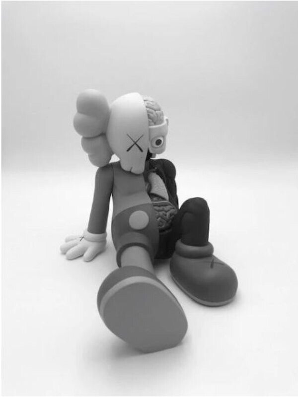 Kaws OriginalFake Resting Place Mono grey Companion Medicom Kaws OriginalFake Resting Place Mono grey Companion Medicom