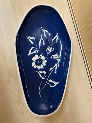 Betws Y Coed walisische Studiokeramik blau Sgraffito Servierschale Blumen Handarbeit