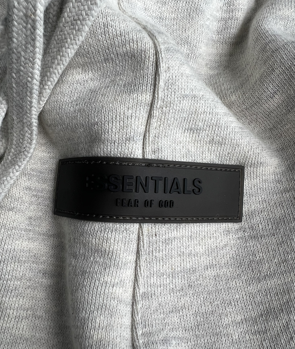 Fear of God Essentials FOG Sweat shorts Light Oatmeal Size XXS M XL New SS22