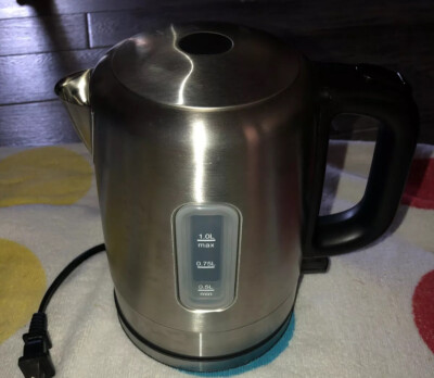 Amazon Basics Stainless Steel Electric Kettle 1-Liter Silver