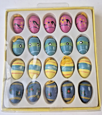 VINTAGE WOODEN MINI EASTER EGG TREE ORNAMENTS SET OF 20 IN BOX EGGS SPRING 1''