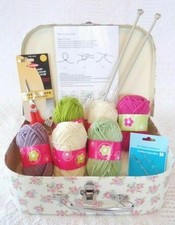 Beginners knitting Kit In Case perfect gift NEW Learn to knit instructions inc ❤