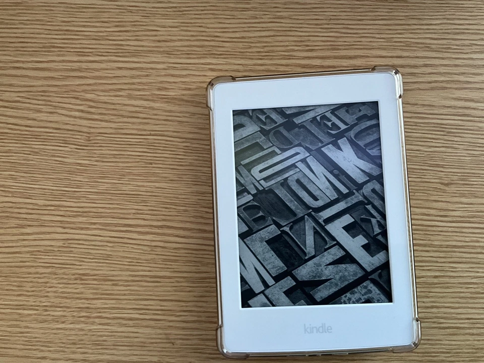 Kindle Paperwhite 7ª Geração That Is White Funciona Muito Bem - Imagem 2 de 3
