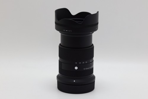 Sigma 18-50mm f2.8 DC DN Contemporary Lens for Canon RF Mount - Picture 4 of 10