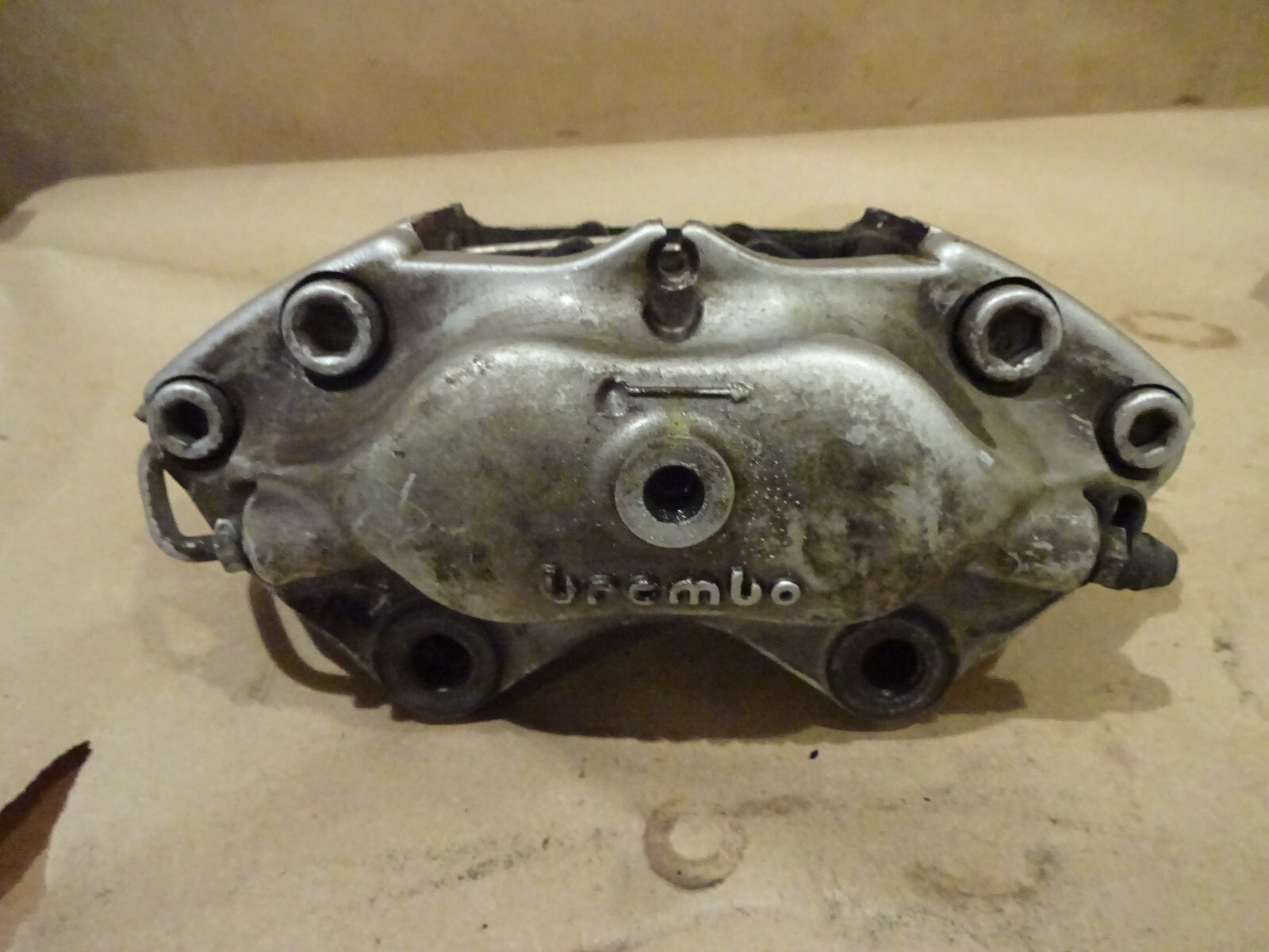 Maserati 4200 Coupe Spyder LH Left Rear Brake Caliper Silver P/N 200058