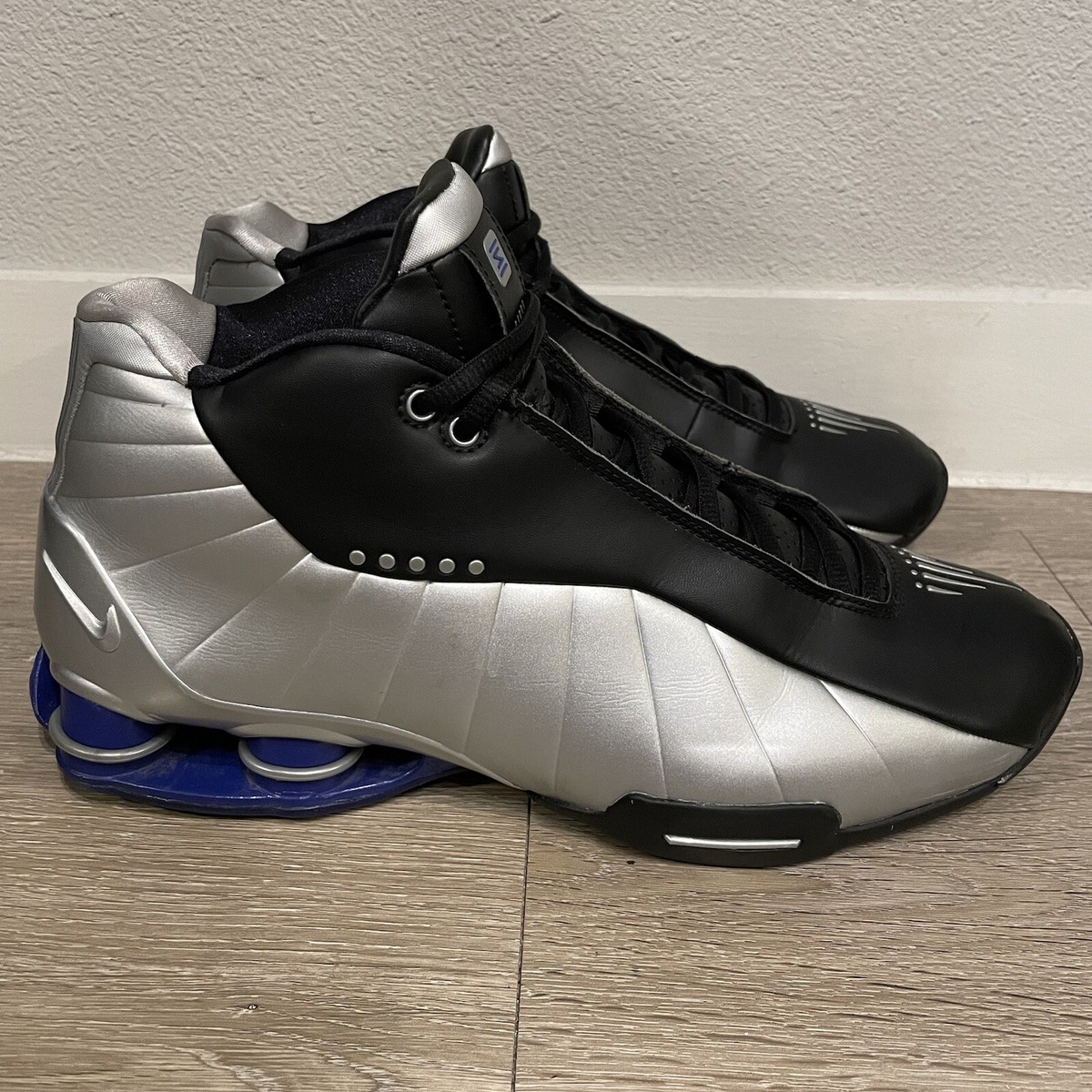 Nike Shox Sneakers Mens 12 BB4 Metallic Silver Vince Carter Nike Shox Sneakers Mens 12 BB4 Metallic Silver Vince Carter