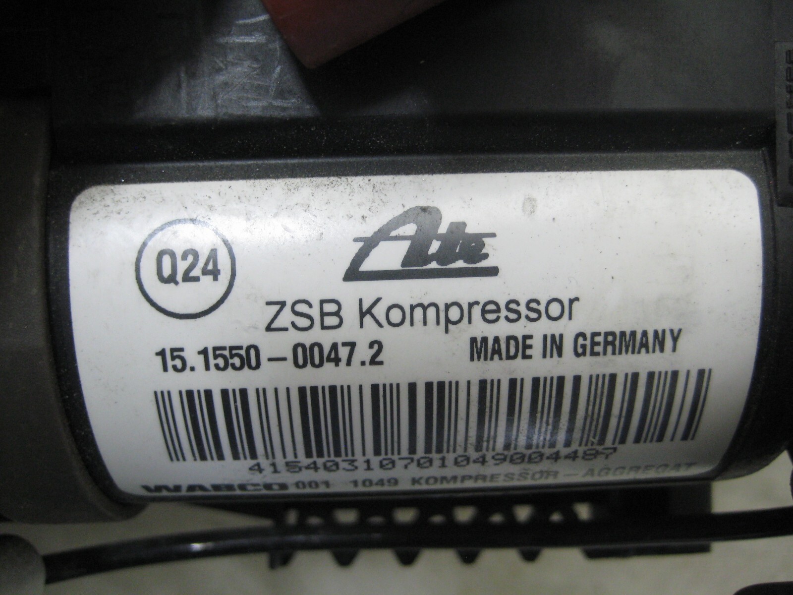 BENTLEY CONTINENTAL GT GTC AIR RIDE COMPRESSOR AND VALVE UNIT 3D0616005M