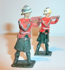 Britains Scottish Regiment Soldiers 2 1940s Lead in Pith Helmets CPICS