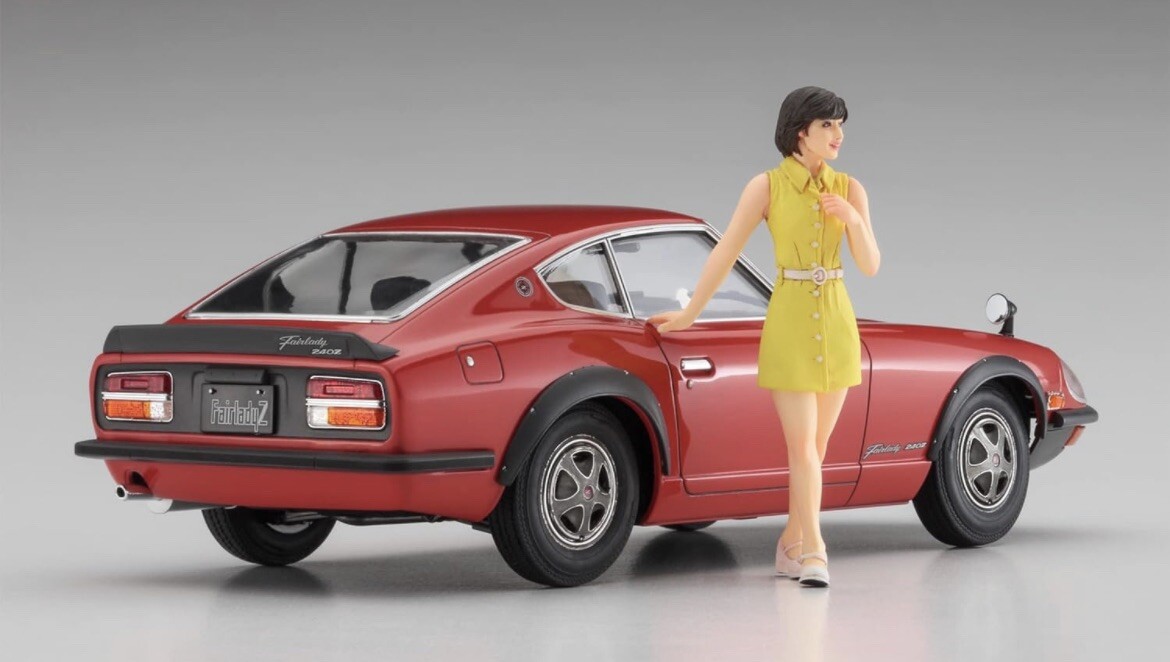 Hasegawa Nissan Fairlady 240ZG w/ '70s Girls Figure 1/24