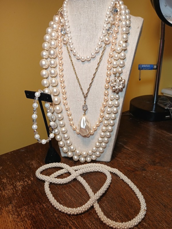 Vtg Mid Century-60s Necklace Lot Imitation Pearl+Crystal Box Clasp Long